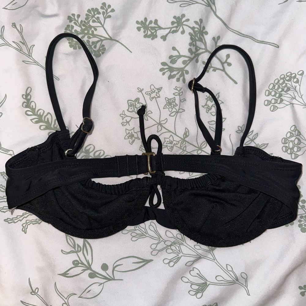Bikini top